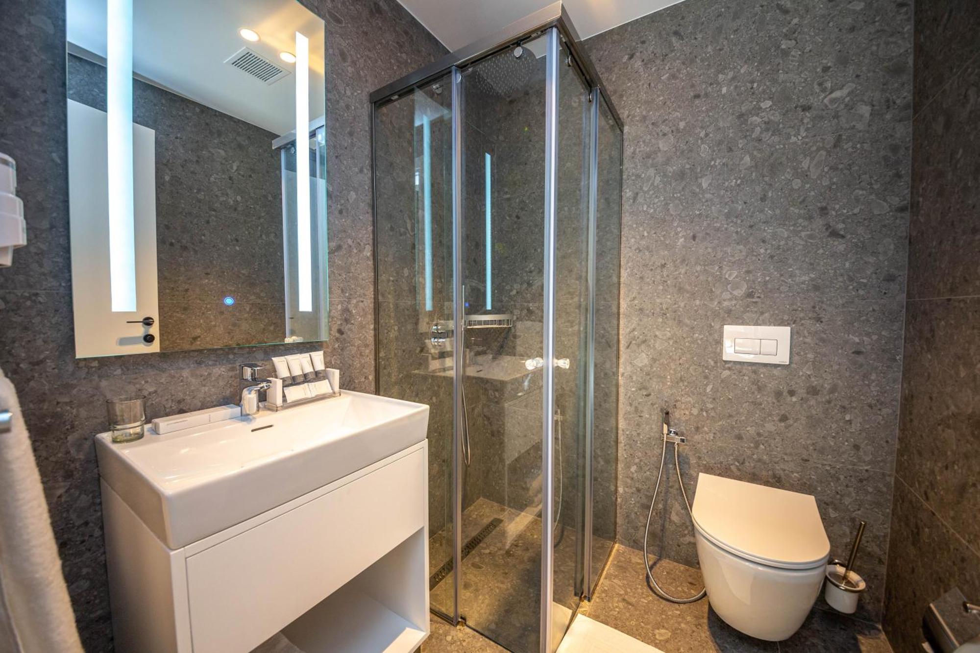 Azure Inn Hotel Sarande Room photo